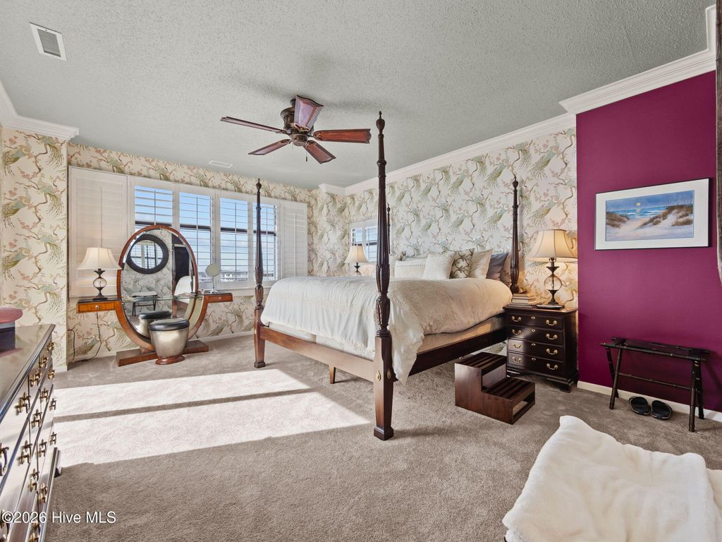 Image 18 of property listing at 1505 Salter Path Road M, Atlantic Beach, NC 28512