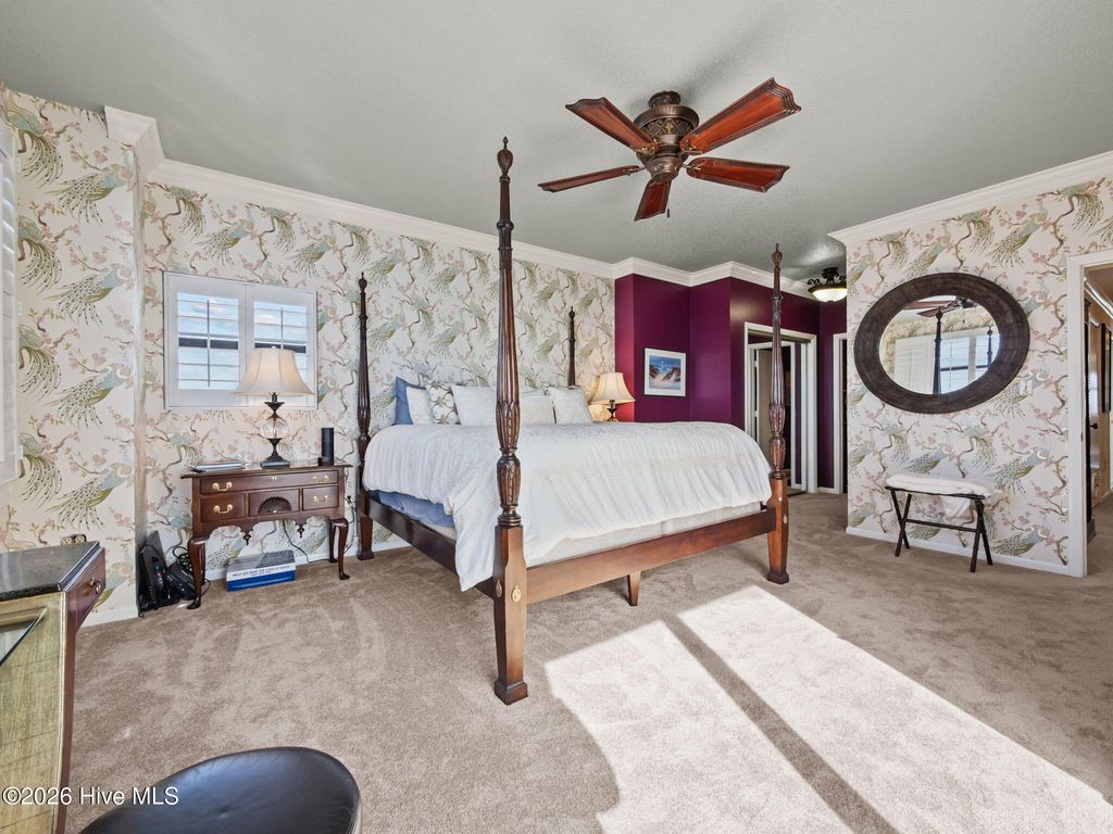 Image 19 of property listing at 1505 Salter Path Road M, Atlantic Beach, NC 28512