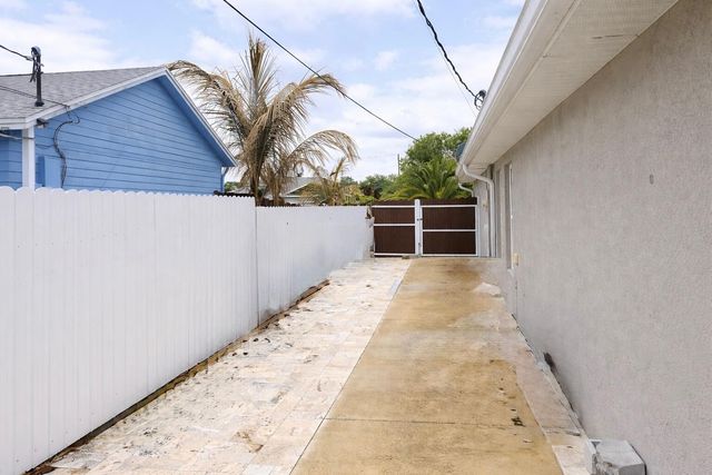 3149 SW Crenshaw Street, Port St. Lucie, Port St Lucie, FL 34953