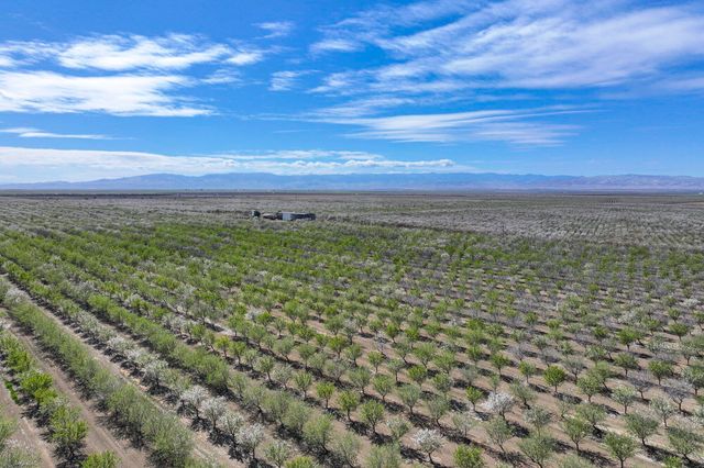 12481 S Calaveras Avenue, Cantua Creek, CA 93608