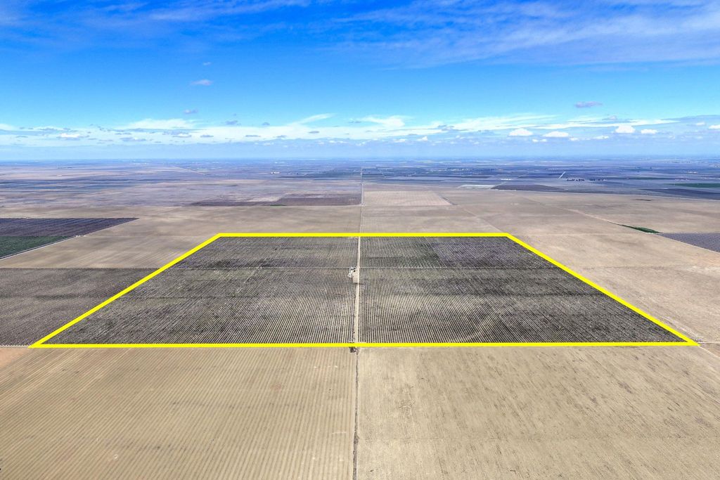 12481 S Calaveras Avenue, Cantua Creek, CA 93608