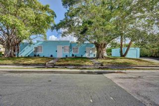 3000 Broadway B, West Palm Beach, FL 33407