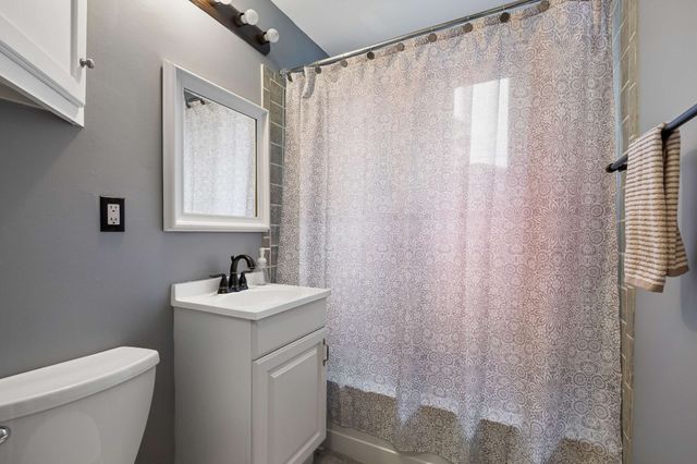 2818 Azalea Pl, Nashville, TN 37204