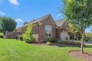 138 Dunvegan Lane, Burlington, NC 27215