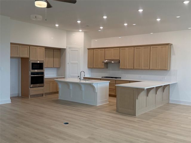 12242 Valencia Boulevard, Mont Belvieu, TX 77523