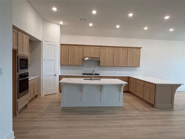 12242 Valencia Boulevard, Mont Belvieu, TX 77523