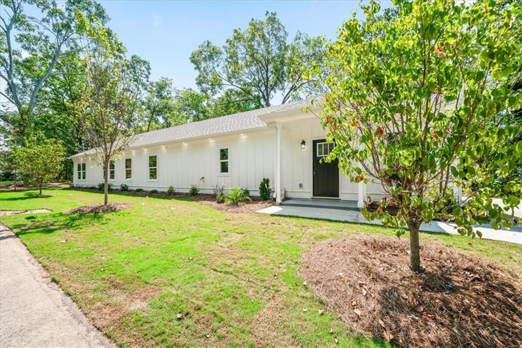 1212 Patricia Davis Drive, Clarkston, GA 30021