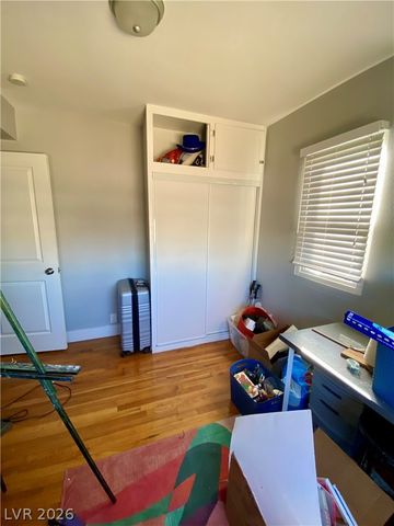 225 South 10th Street 4, Las Vegas, NV 89101