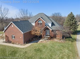 5252 Madison Court, Mundy Township, MI 48473