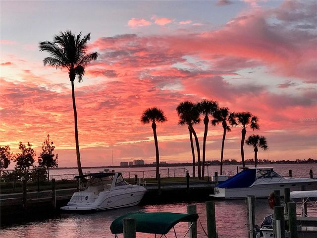 15236 KNOTS LANDING, Fort Myers, FL 33908