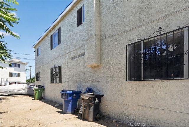427 E 25th Street, Los Angeles, CA 90011