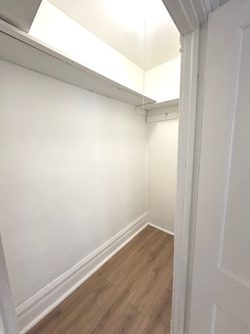 731 W 16th Street 1, Chicago, IL 60616