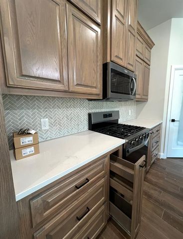 4533 Red Bird Road, Shawnee, OK 74804