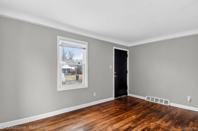 16410 Novara Street, Detroit, MI 48205