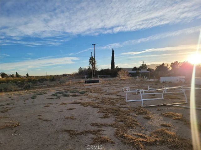 11106 Baldy Mesa Road, Victorville, CA 92392