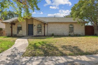 3026 Flagstone Drive, Garland, TX 75044