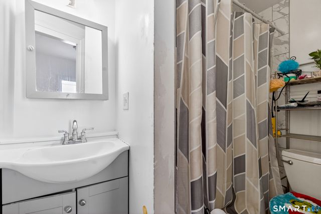 76 Center Street, West Haven, CT 06516