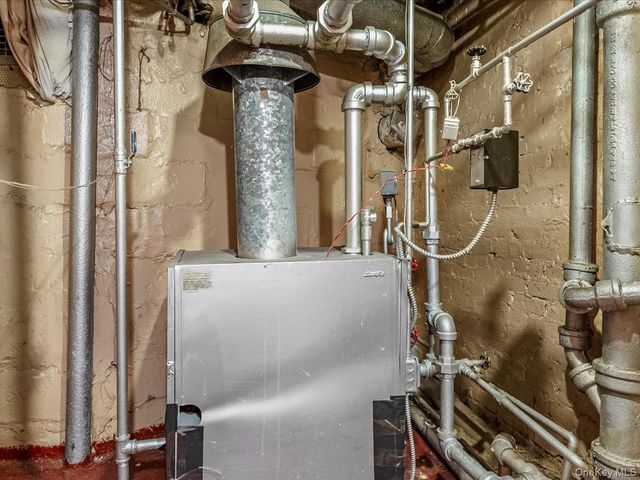 562 Rogers Avenue, Brooklyn, NY 11225