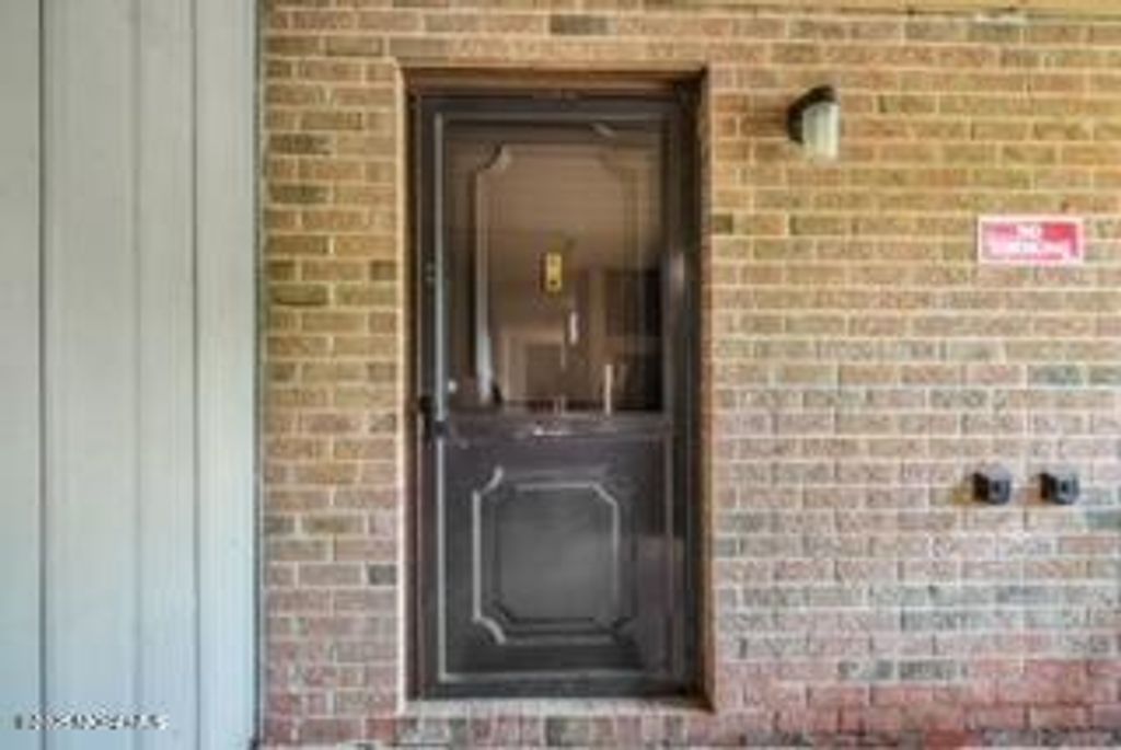 204 Covered Bridge Boulevard D, Manalapan, NJ 07726