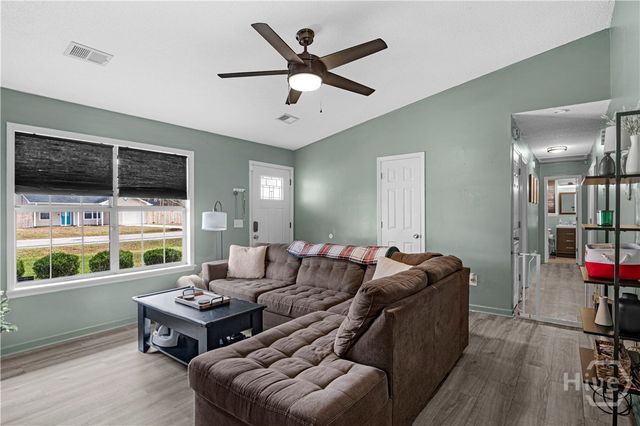 649 Honey Ridge Lane, Hinesville, GA 31313