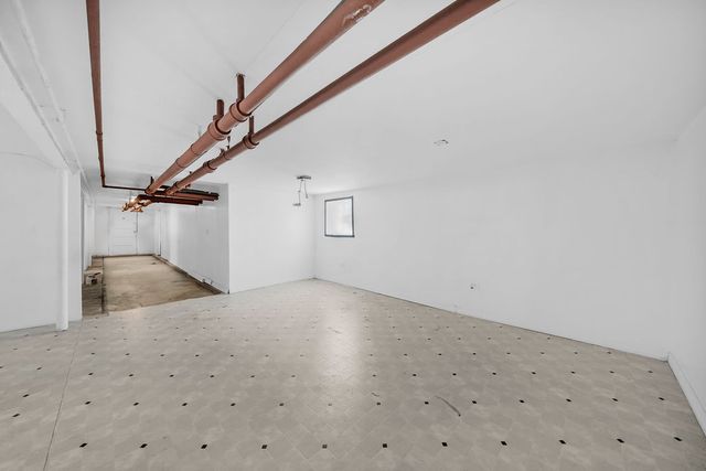 5759 S Campbell Avenue, Chicago, IL 60629