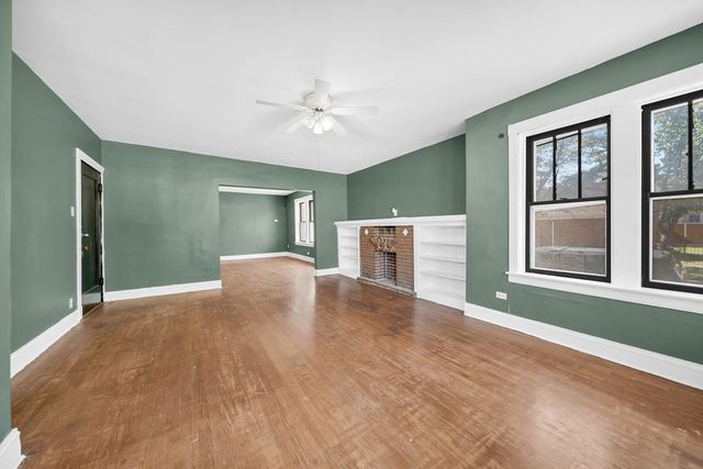 5759 S Campbell Avenue, Chicago, IL 60629