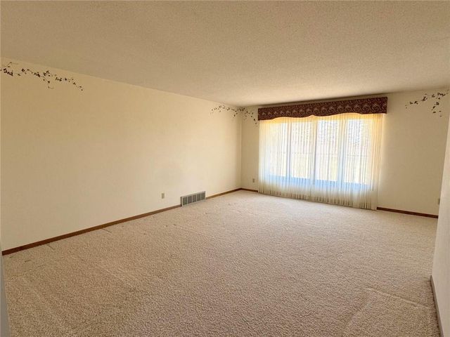 812 Oak Street, Barron, WI 54812