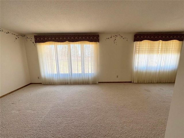 812 Oak Street, Barron, WI 54812