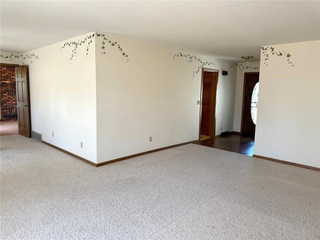 812 Oak Street, Barron, WI 54812