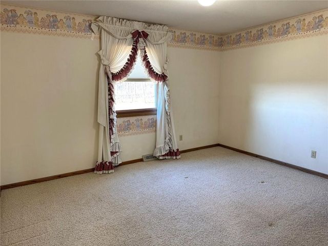 812 Oak Street, Barron, WI 54812