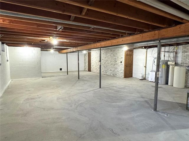 812 Oak Street, Barron, WI 54812