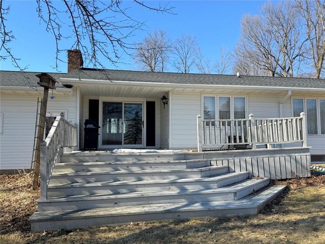 812 Oak Street, Barron, WI 54812