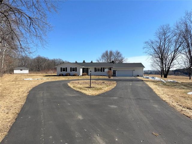 812 Oak Street, Barron, WI 54812