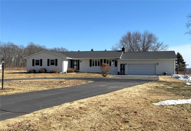 812 Oak Street, Barron, WI 54812