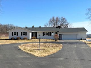 812 Oak Street, Barron, WI 54812