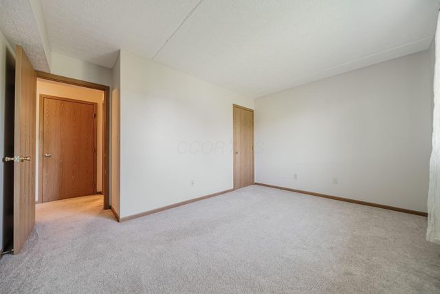 5885 Beechcroft Road, 210, Columbus, OH 43229