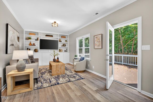 100 Eagle Rock Court, Chapel Hill, NC 27516