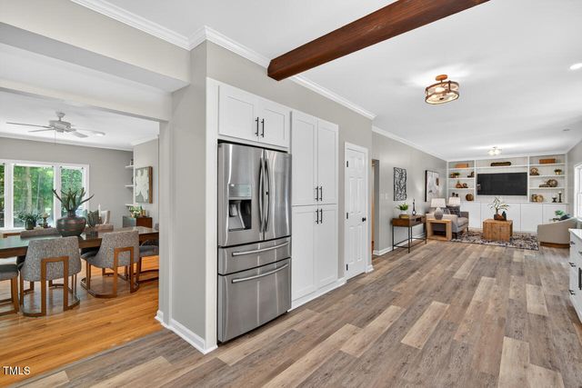 100 Eagle Rock Court, Chapel Hill, NC 27516