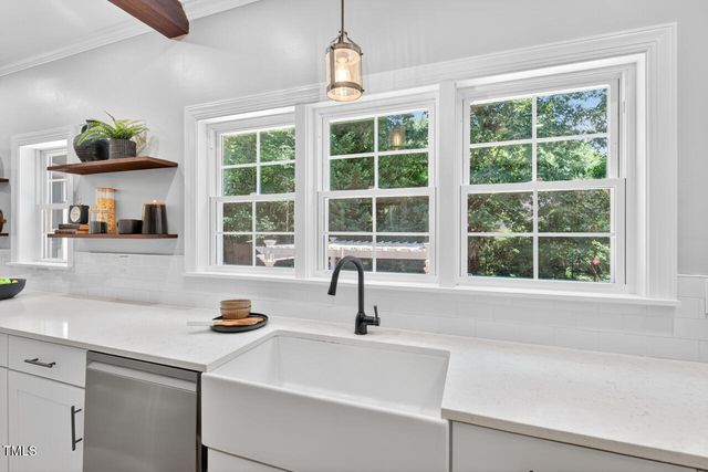 100 Eagle Rock Court, Chapel Hill, NC 27516