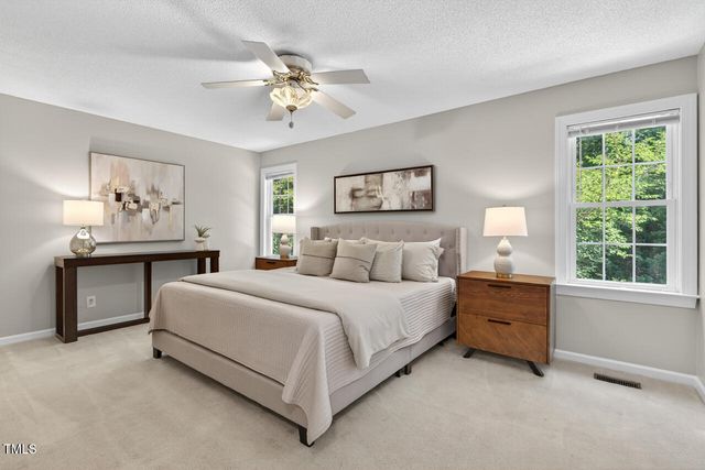 100 Eagle Rock Court, Chapel Hill, NC 27516