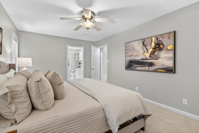 100 Eagle Rock Court, Chapel Hill, NC 27516