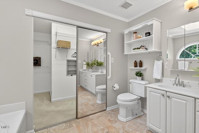 100 Eagle Rock Court, Chapel Hill, NC 27516