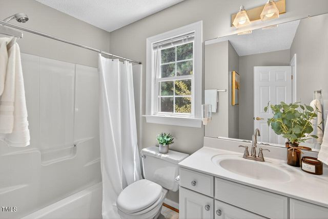 100 Eagle Rock Court, Chapel Hill, NC 27516