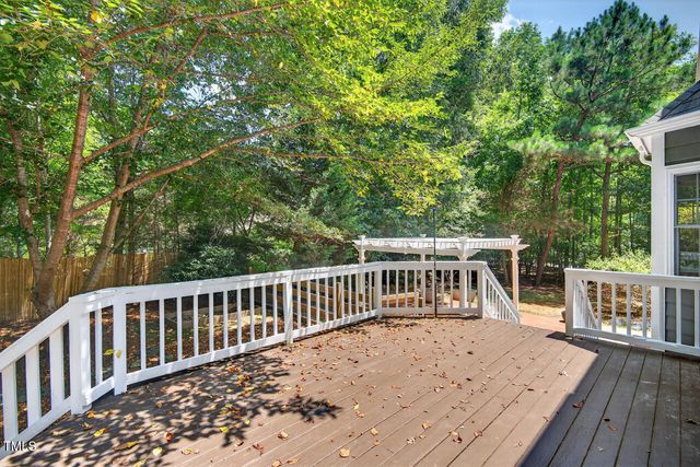 100 Eagle Rock Court, Chapel Hill, NC 27516