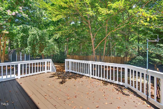 100 Eagle Rock Court, Chapel Hill, NC 27516