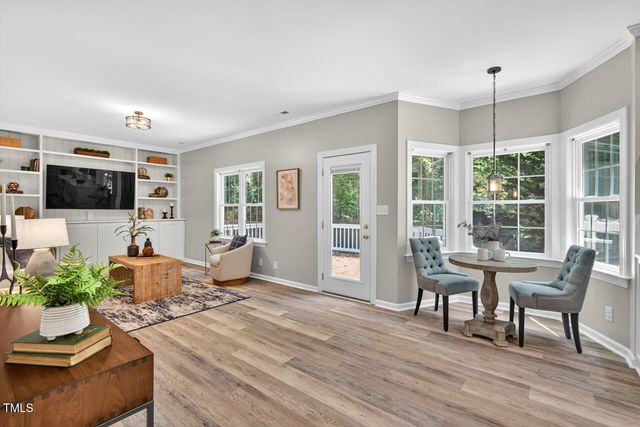 100 Eagle Rock Court, Chapel Hill, NC 27516