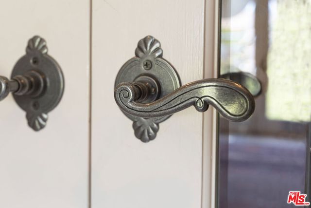 4981 Noeline Avenue, Encino, CA 91436