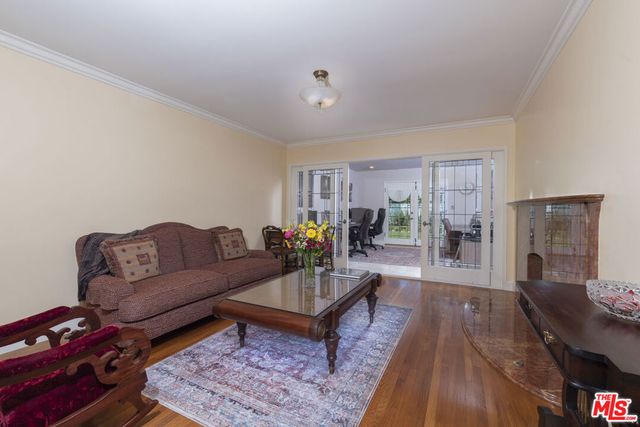 4981 Noeline Avenue, Encino, CA 91436