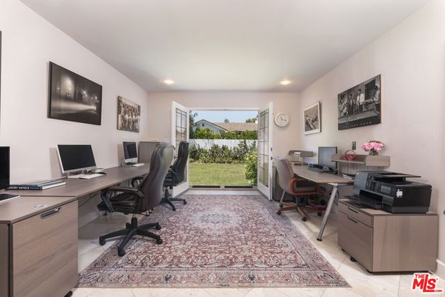 4981 Noeline Avenue, Encino, CA 91436