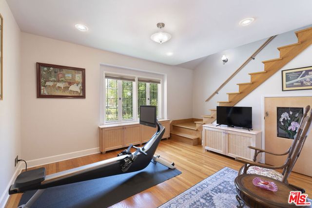 4981 Noeline Avenue, Encino, CA 91436